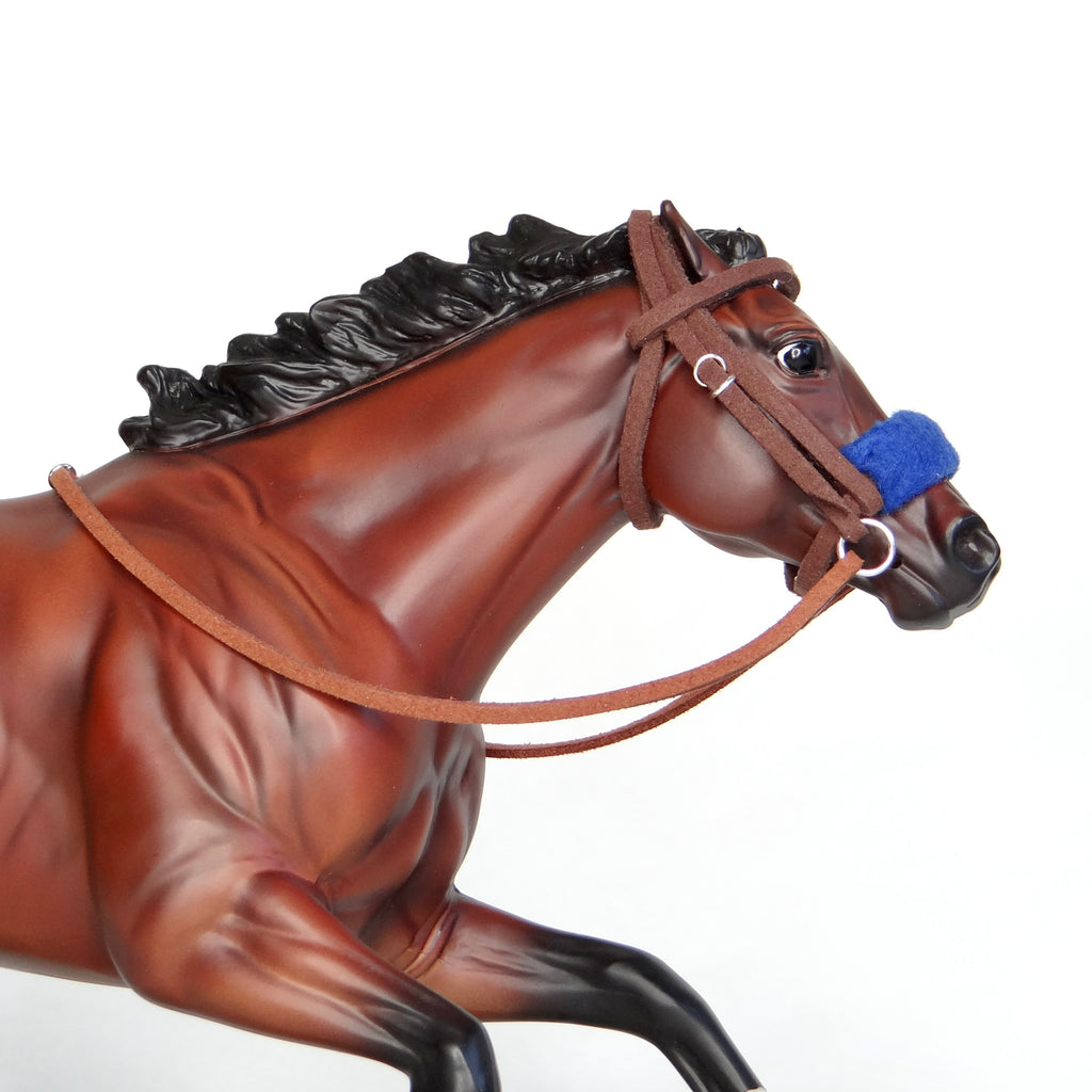 1:9 Dark Brown Racing Bridle Blue Shadow Roll