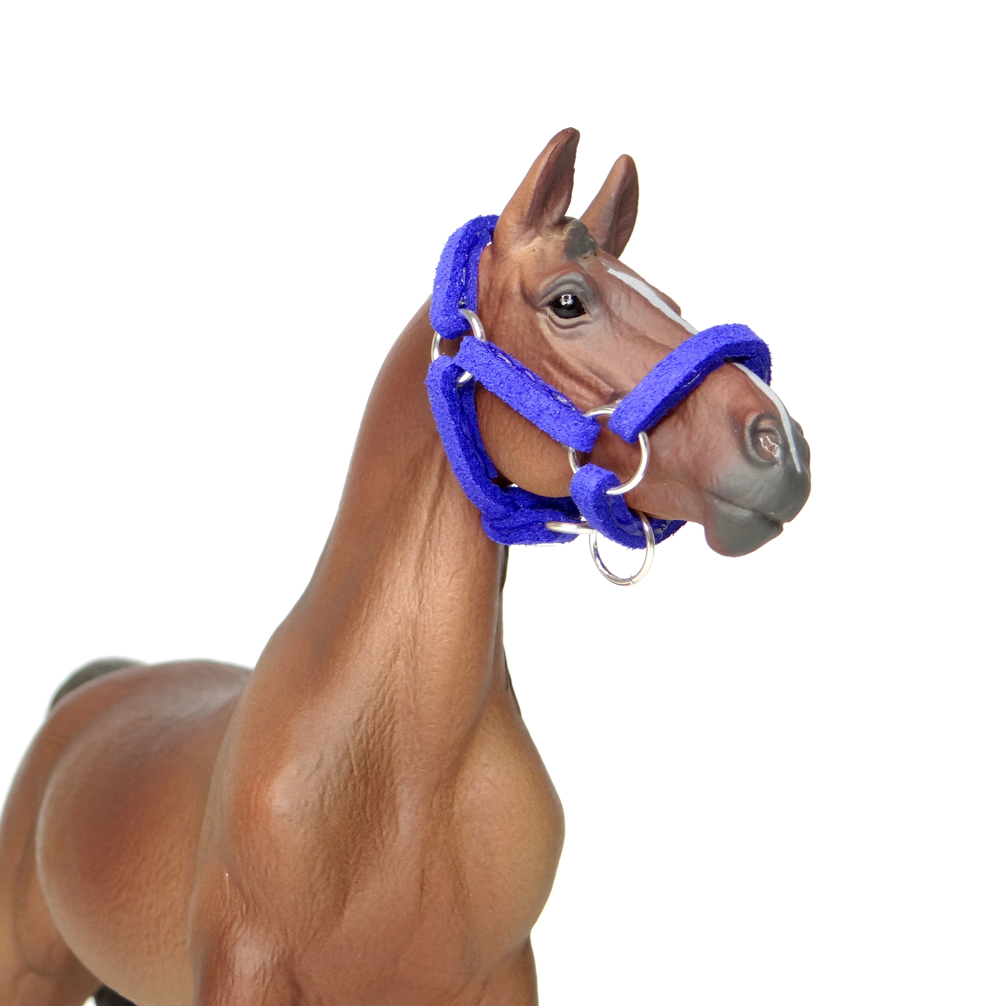 1:24 Halter