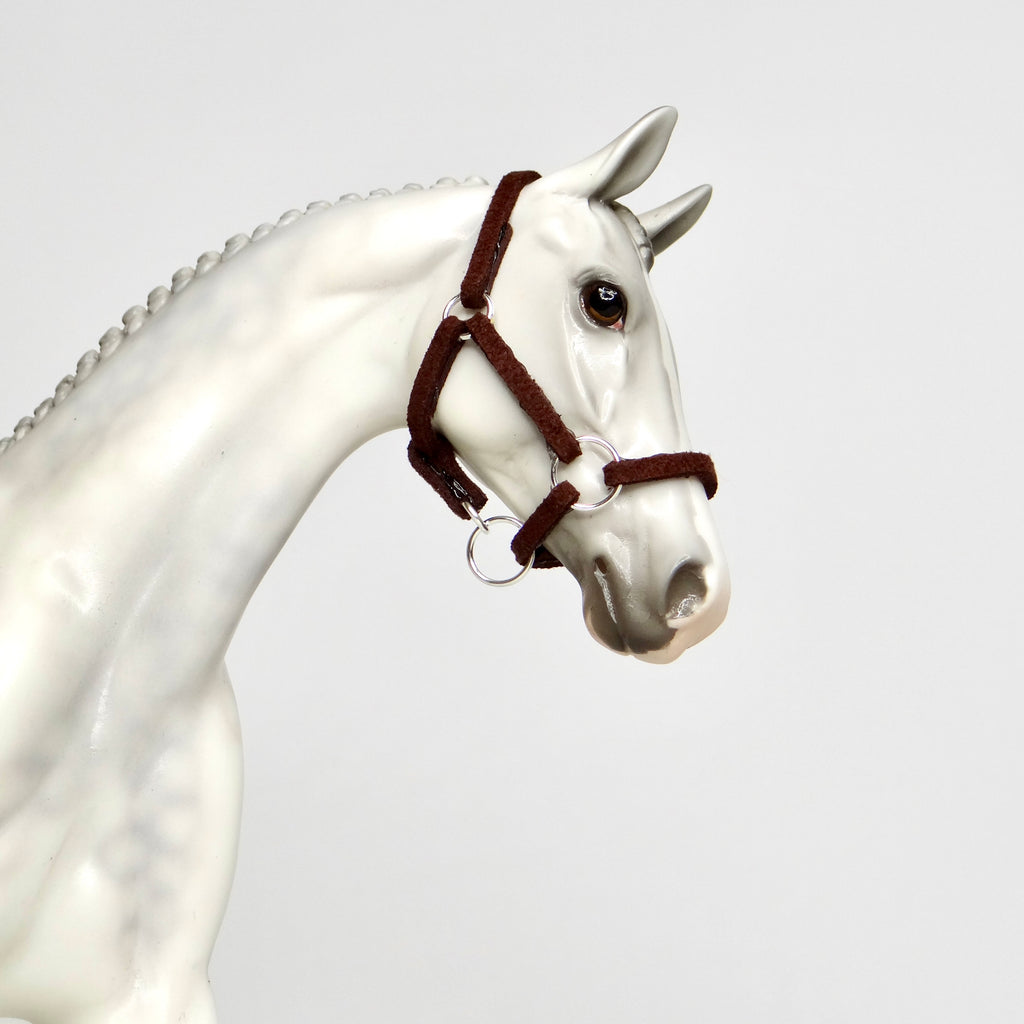 1:9 Halter