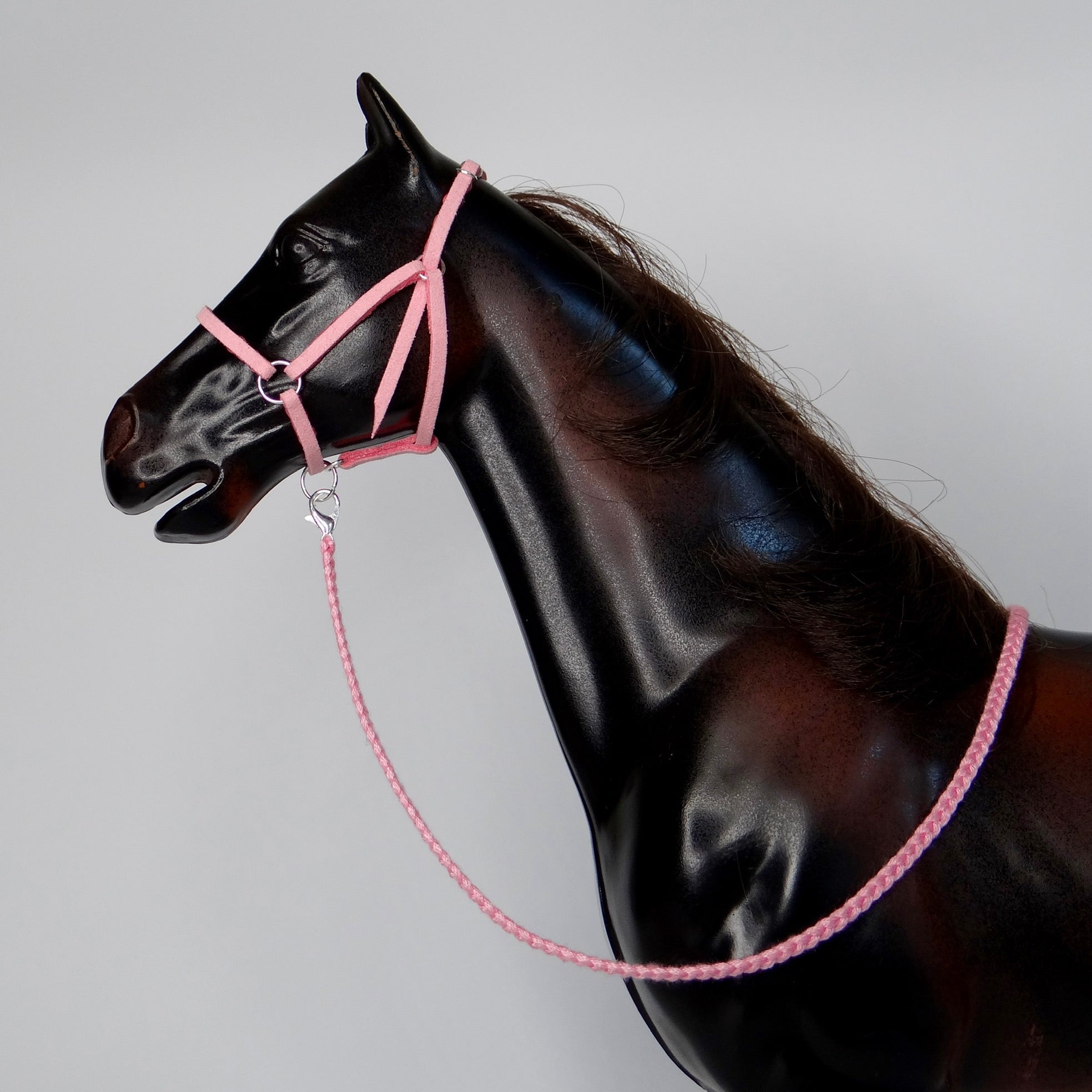 1:6 Light Pink Halter Embroidery Lead
