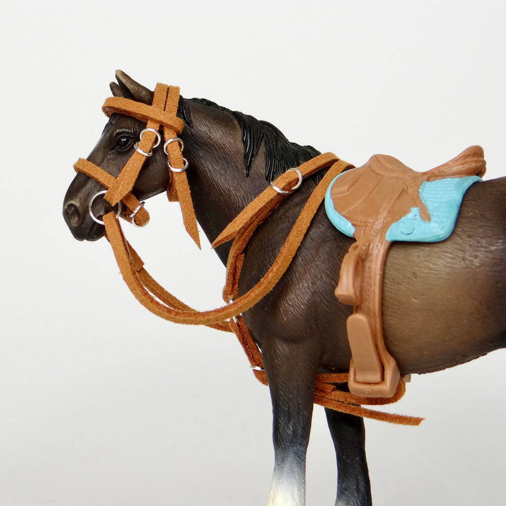 1:24 Buckle Breastplate and Bridle