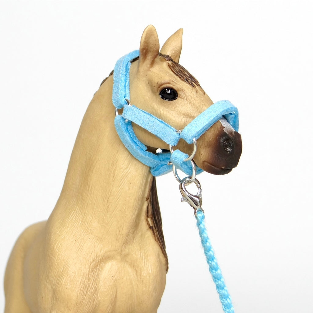 1:24 Turquoise Halter Braided Lead
