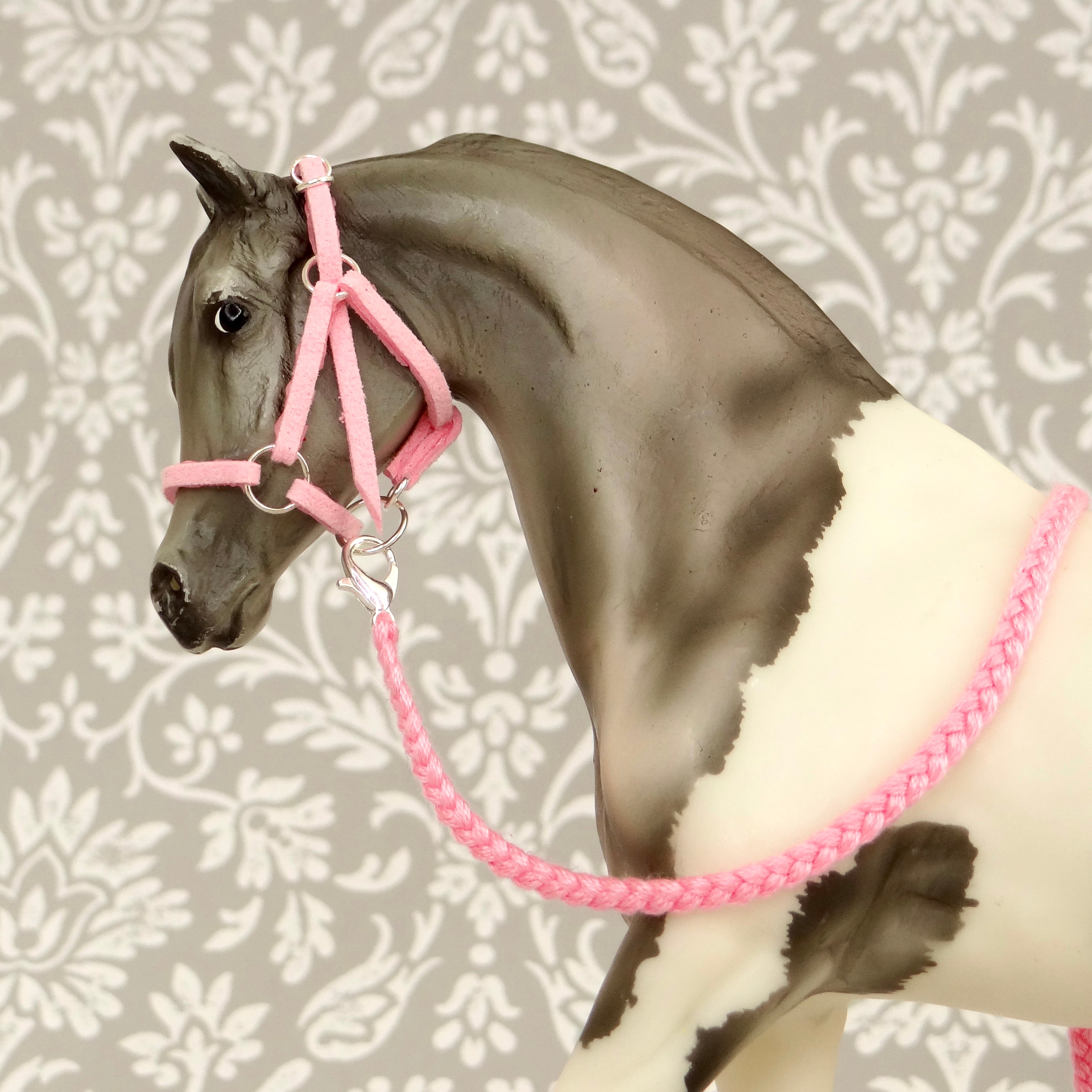 1:12 Light Pink Halter Embroidery Lead