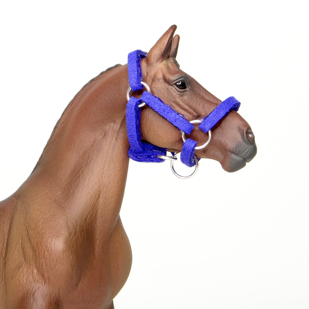 1:24 Halter