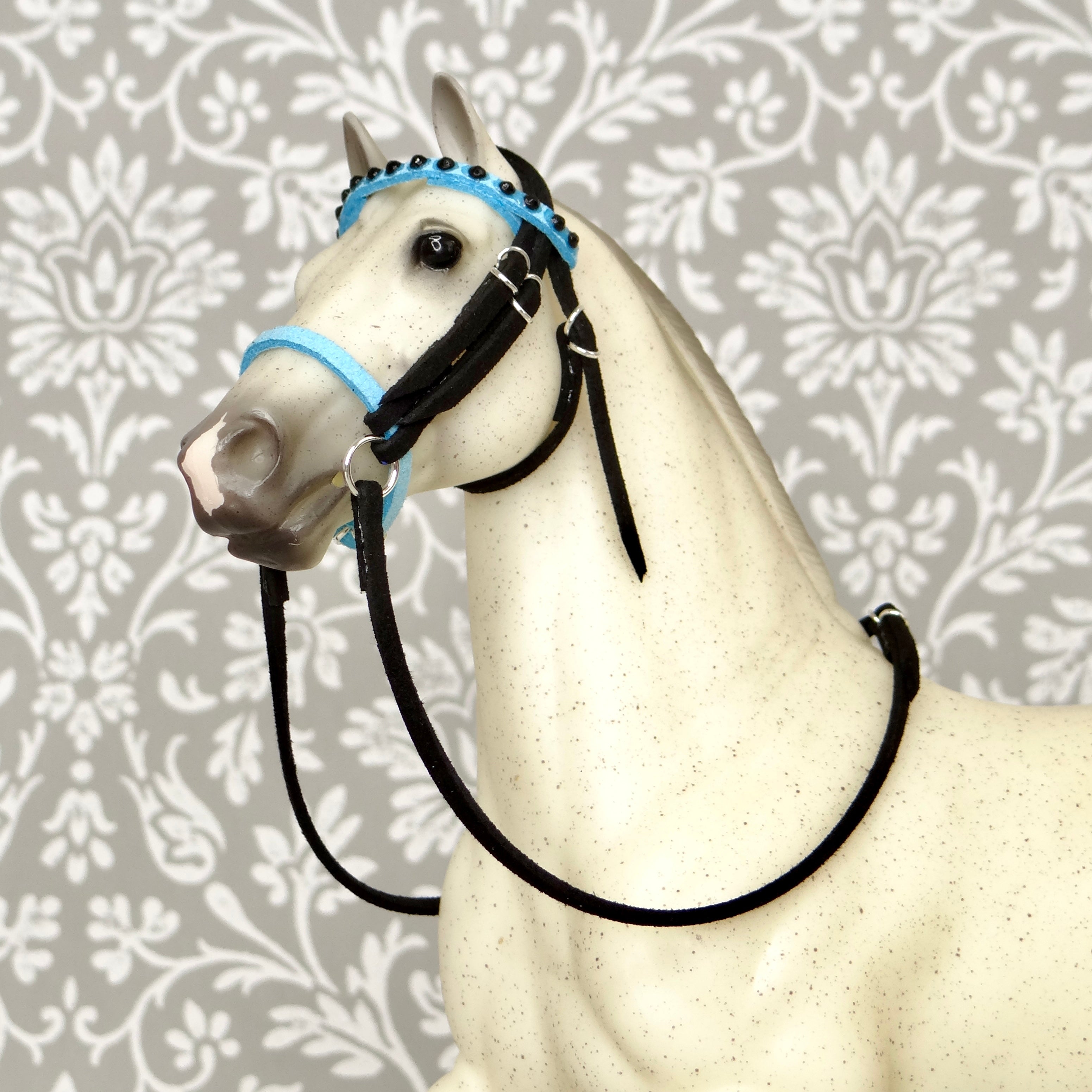 1:9 Black Realistic Bridle with Gems