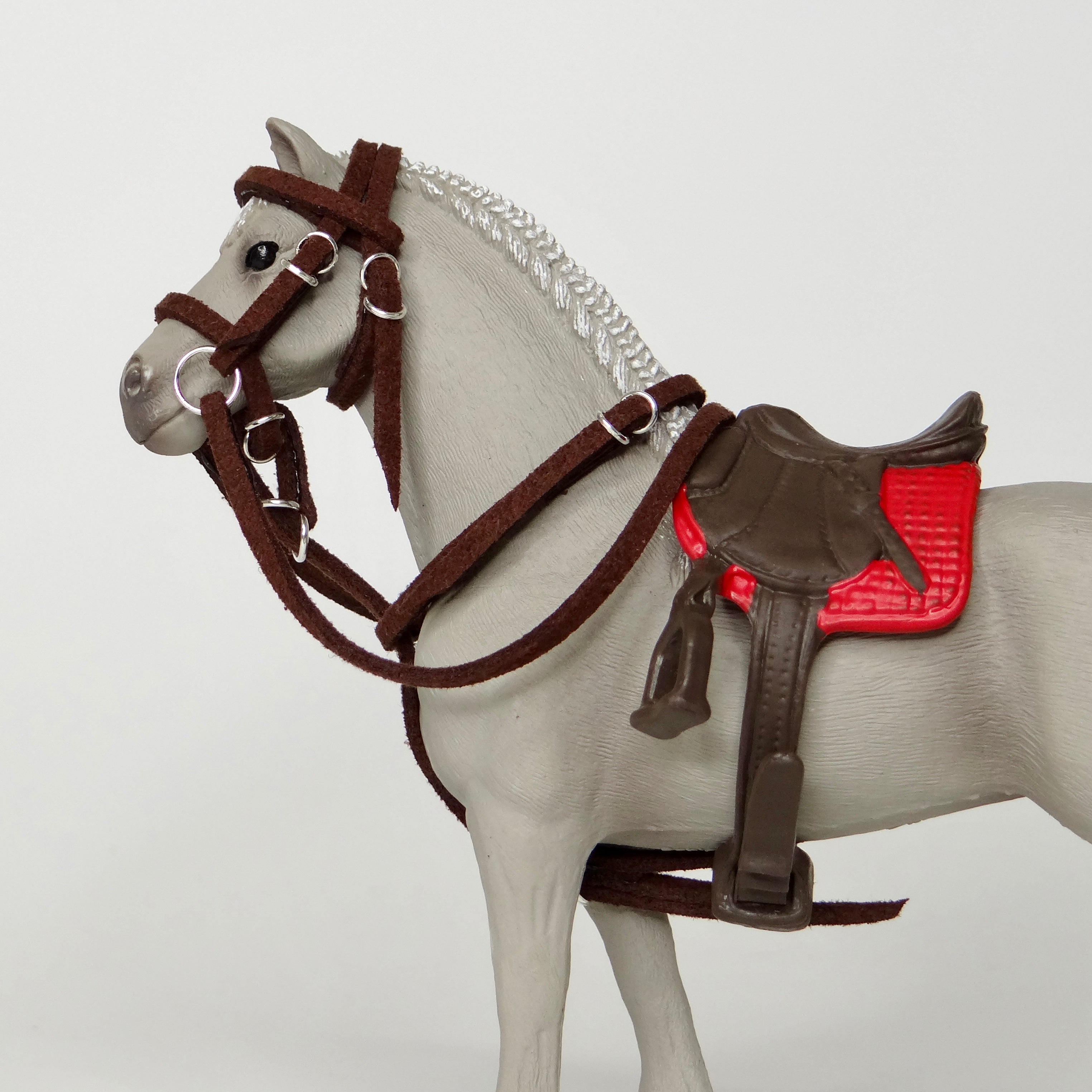 1:24 Standing Martingale and Bridle