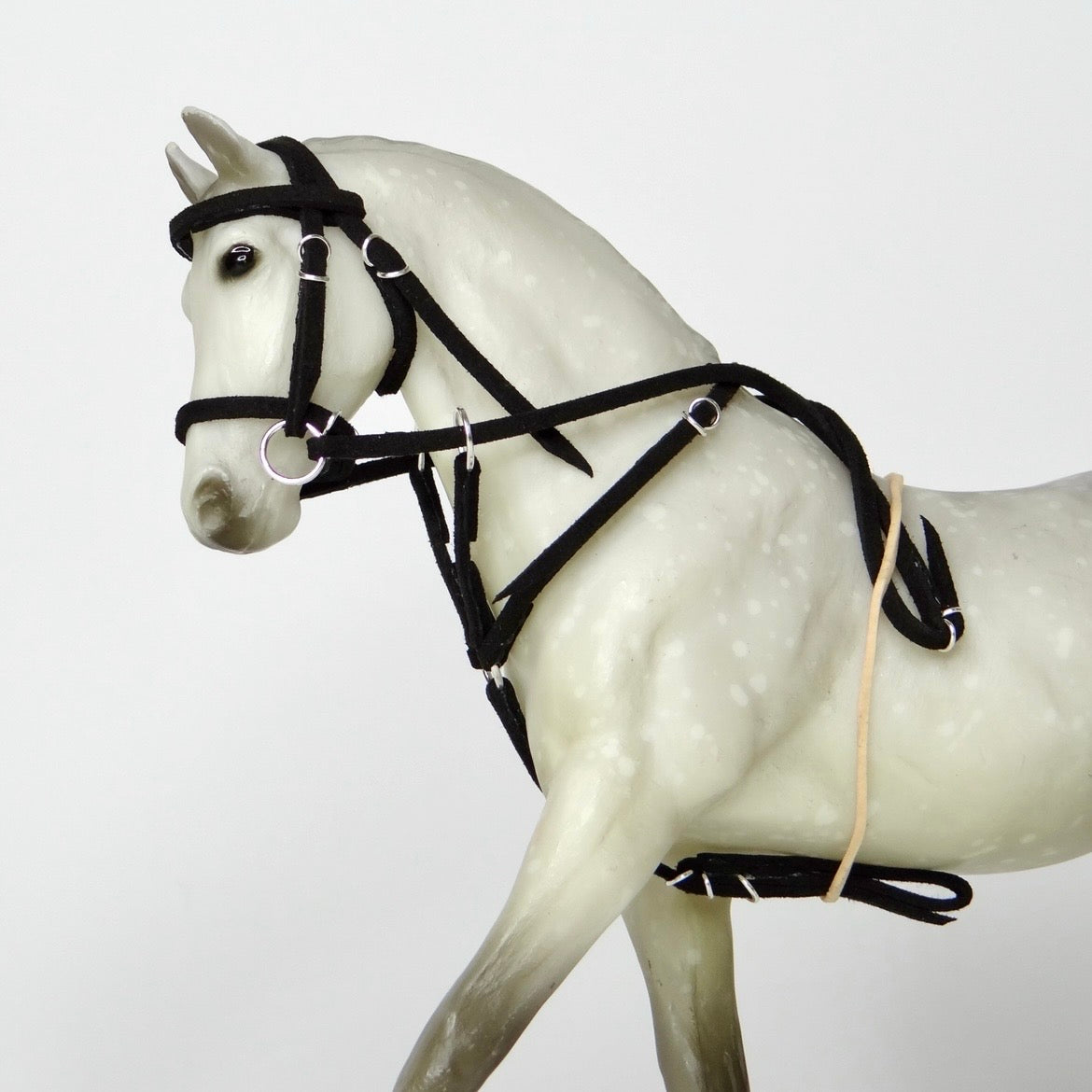 1:12 Running Martingale and Bridle