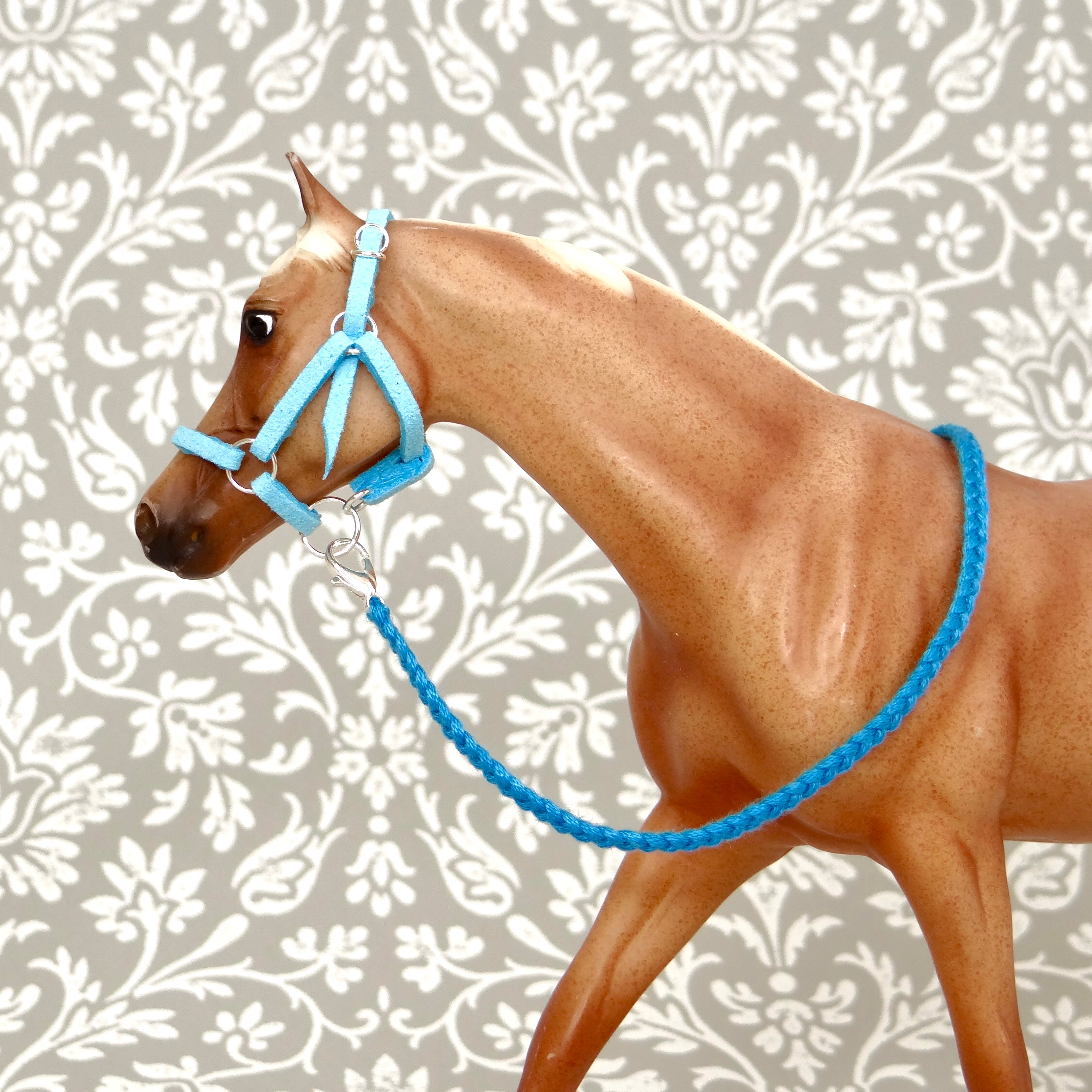 1:12 Turquoise Halter Embroidery Lead