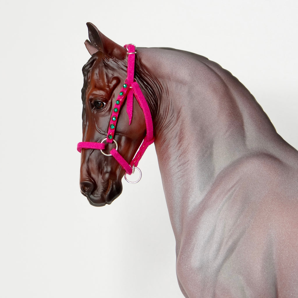 1:9 Halter + Gems