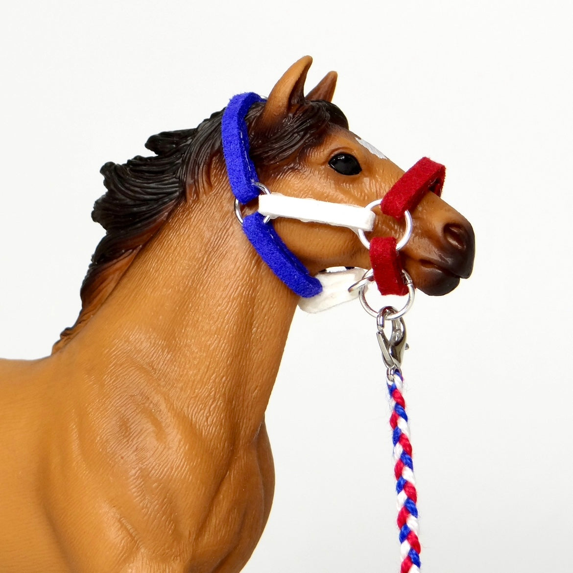 1:24 Three Colour Halter with Braided Lead