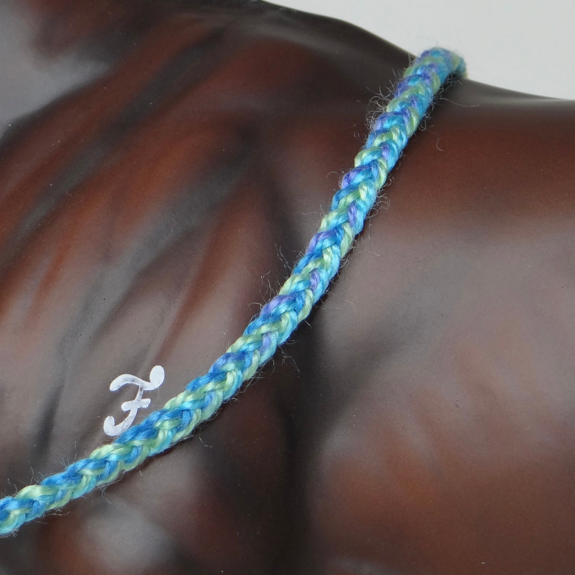 1:9 “Ocean Waves” Halter with Lead