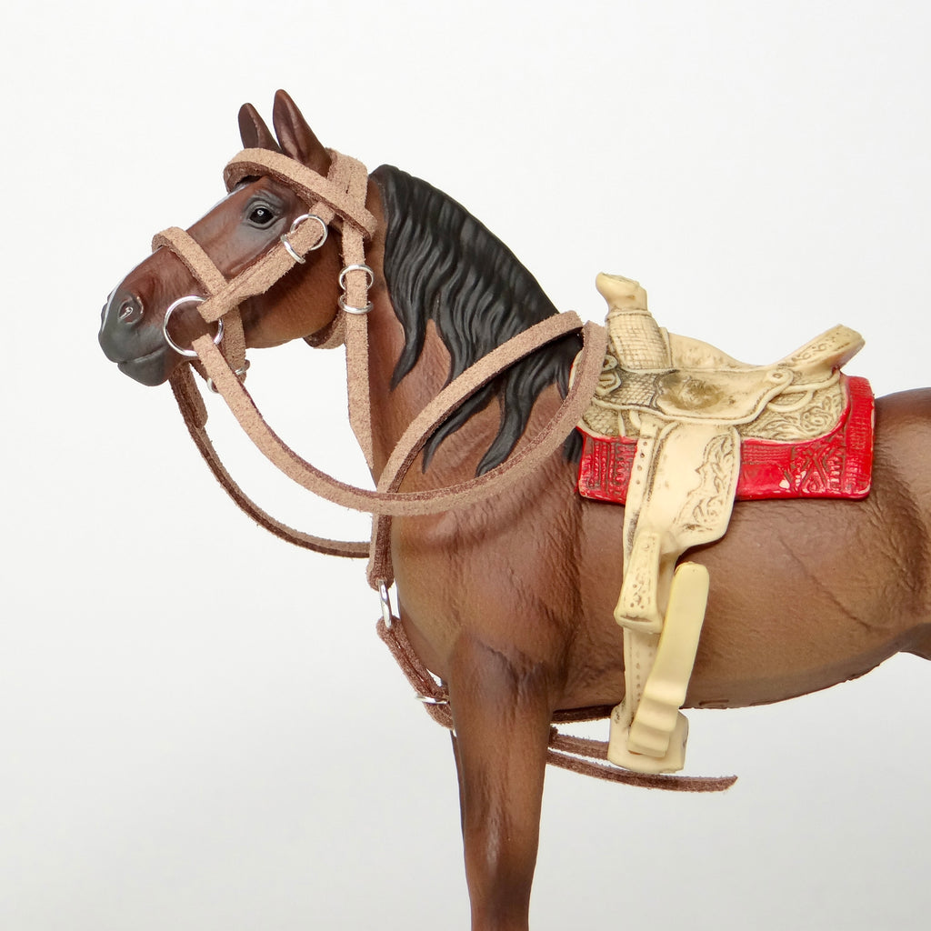 1:24 Simple Breastplate and Bridle