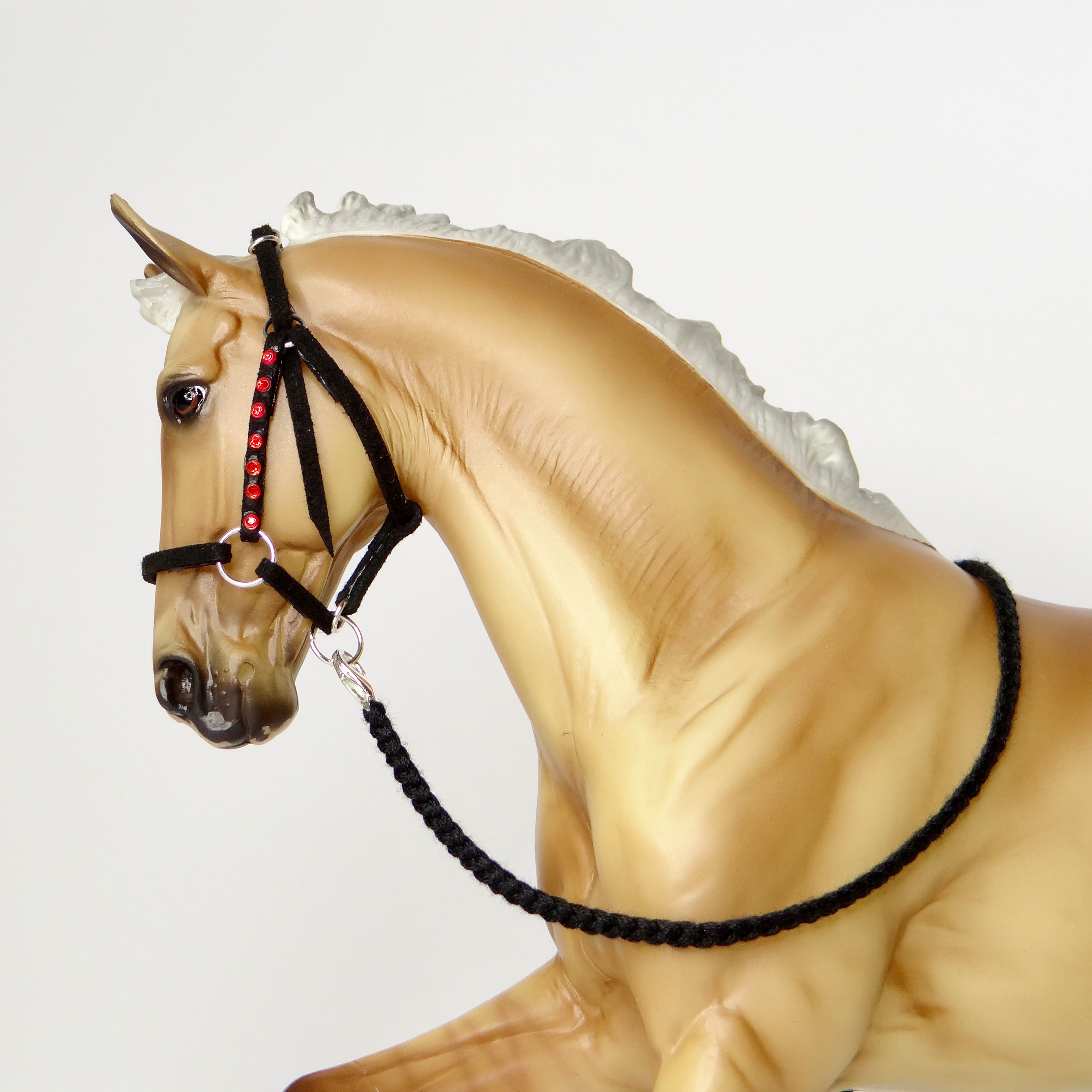 1:9 Halter + Gems with Embroidery Lead
