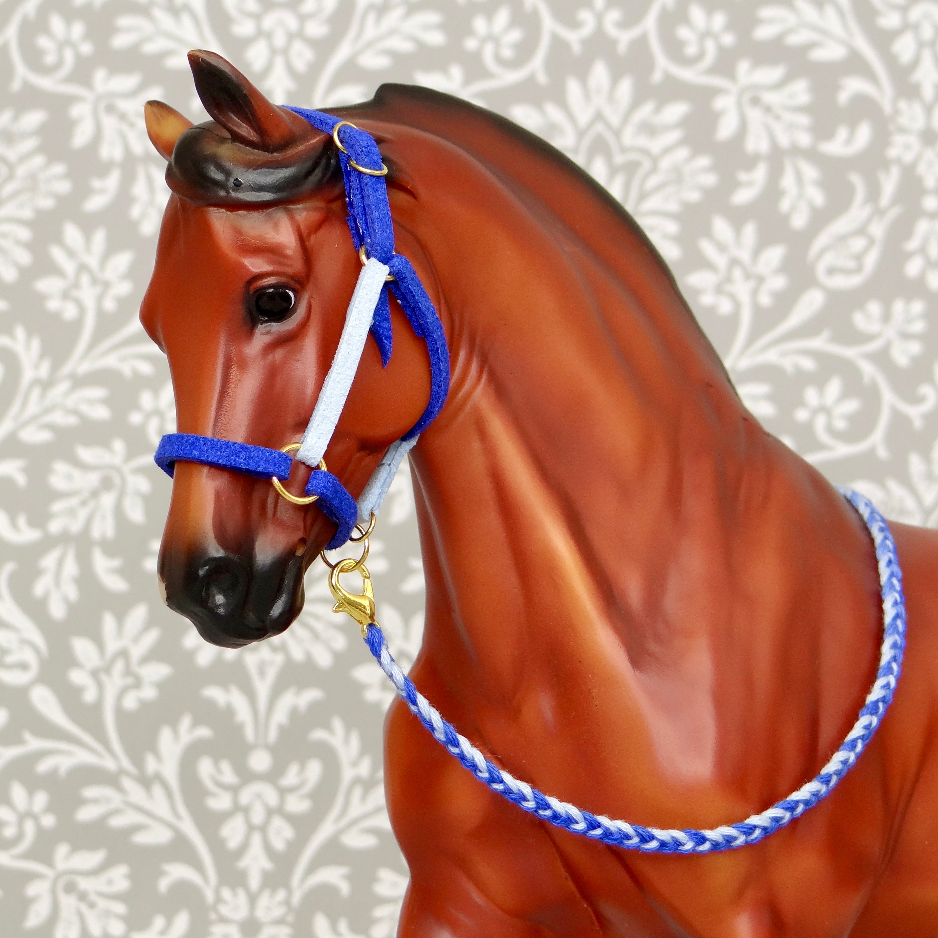 1:9 Dark/Light Blue Halter and Embroidery Lead