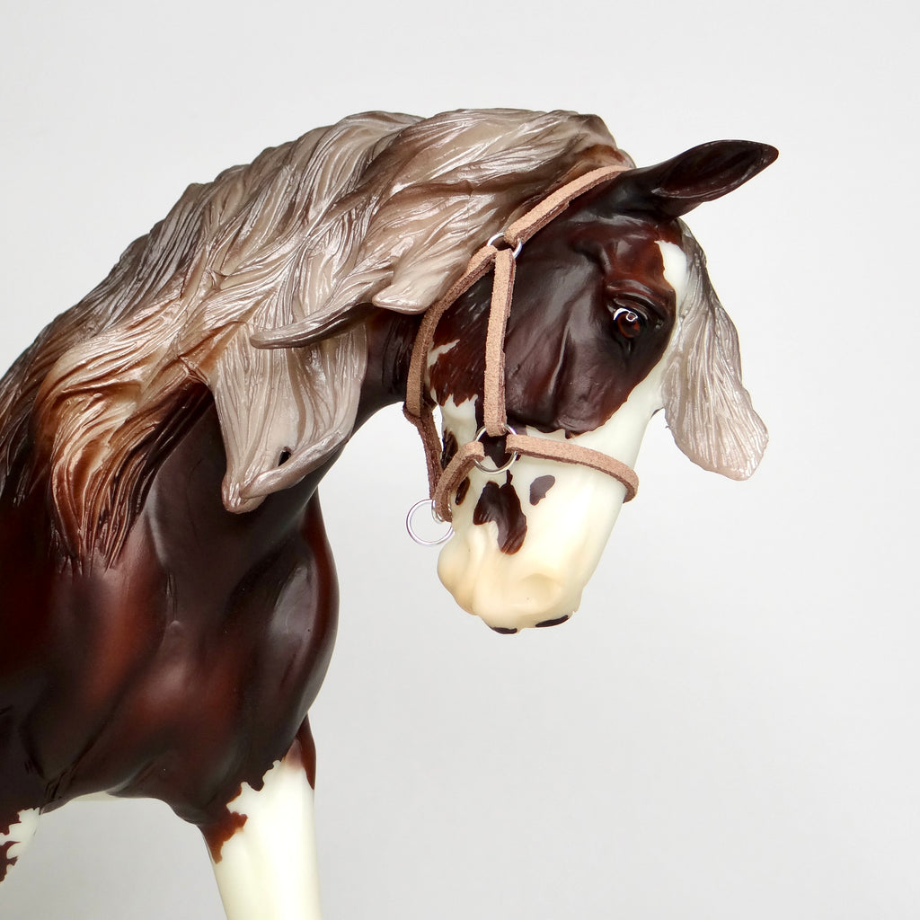 1:9 Halter